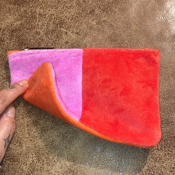 Ipsy 3 pc makeup pouch set - Picture 2 of 4